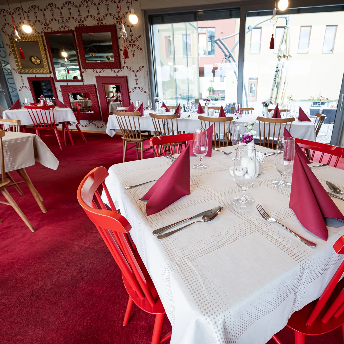 Restaurace